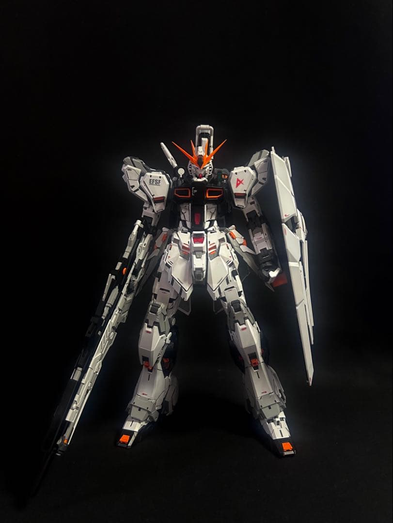 MG 1/100 RX-93 νGundam νガンダム徹底改修塗装済み完成品