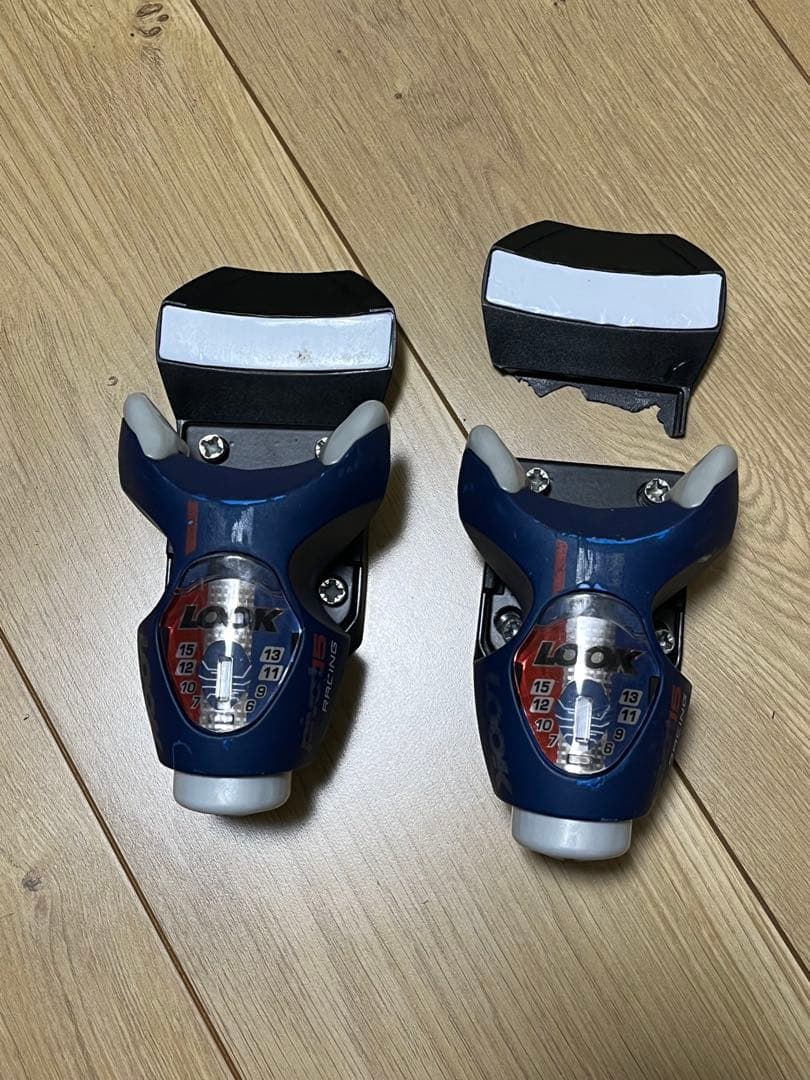 Look トゥー　Pivot 15 、ヒール　PX15 スキー ビンディング