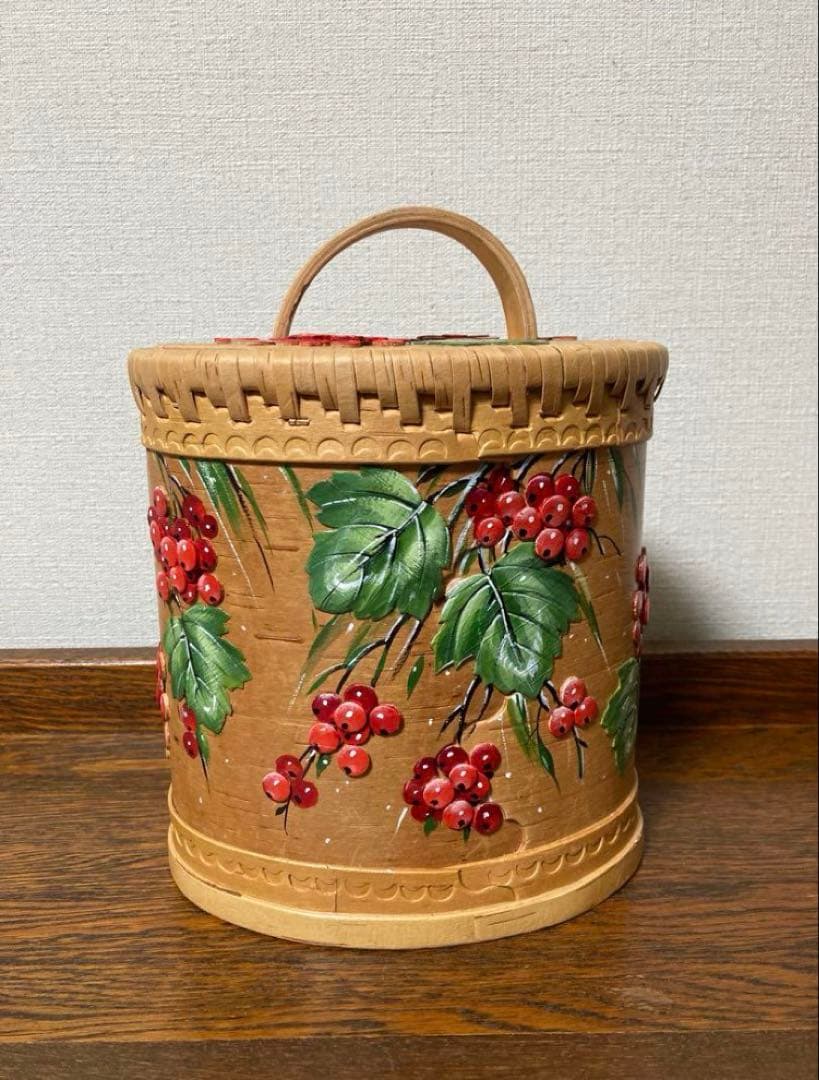 ロシア雑貨☆白樺工芸 ベレスタ 『ガマズミ』収納boxオーバル型 マトリョーシカ