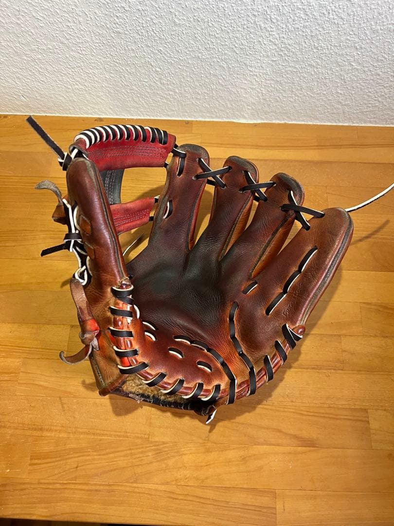 ミズノ 硬式グローブ 内野手用 メンテ済み 即戦力 レース交換